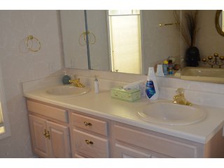 Property photo 74 - IMMACULATE 2 Bedroom, 2 Bath Home Real Estate & Quality Furniture, Household, Antiques & Collectibles - Personal Property Auction